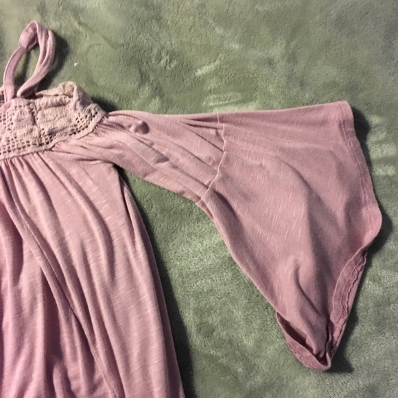 No sleeves crop top - Picture 3 of 3